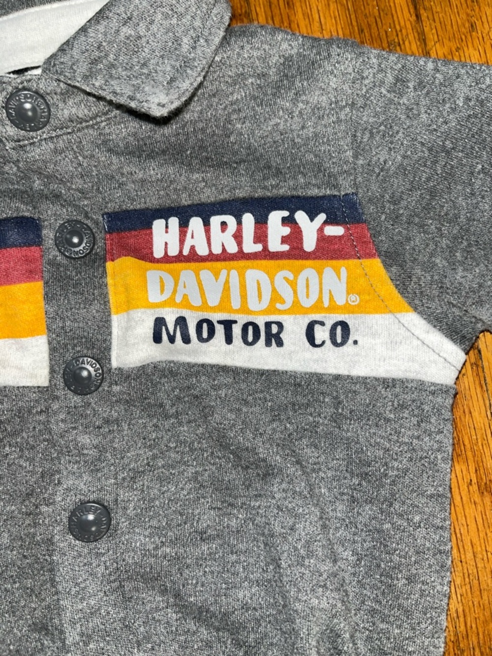 Harley-Davidson Gray Polo Baby Bodysuit Size 3/6 Months - Picture 4 of 6